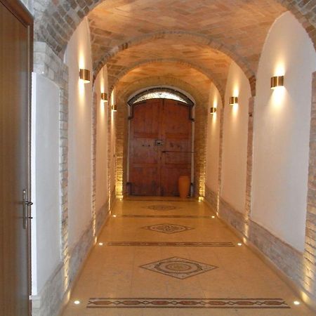 Antica Interamnia Bed & Breakfast Teramo Ngoại thất bức ảnh